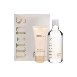 SU:M37 Skin Saver Essential Pure Cleansing Water Jumbo Gift Set – A premium micellar cleansing water set designed to gently remove makeup and impurities while hydrating and soothing the skin, suitable for sensitive skin types.